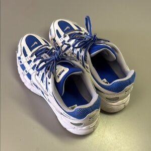 Nike Blue and White Athletic Sneakers